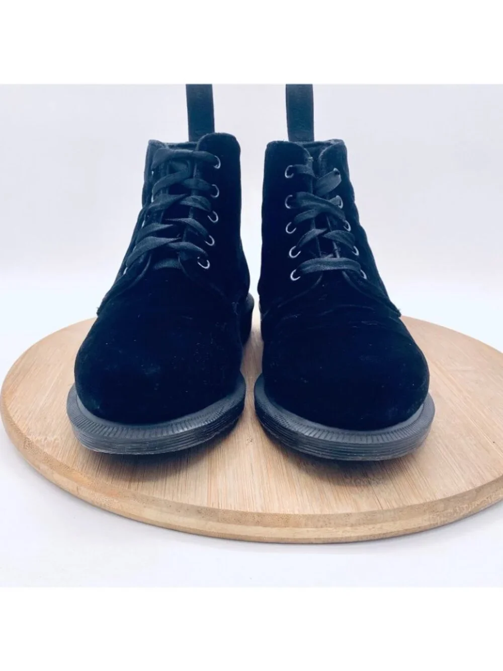 Dr Martens Velvet Boots Womens 7 Black Leather Lace Up Ankle Grunge Lana